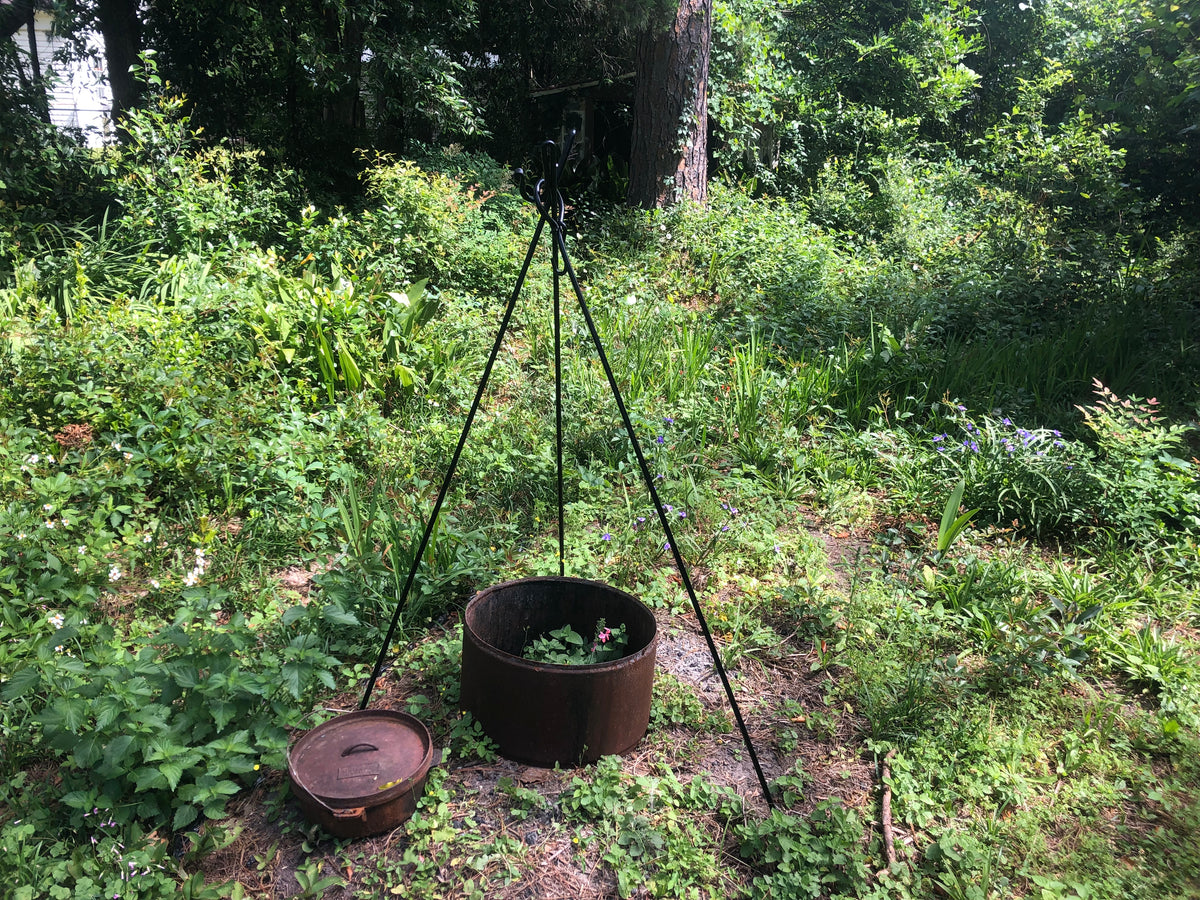 Versatile Cooking Tripod – Old Town Blacksmith and Supply